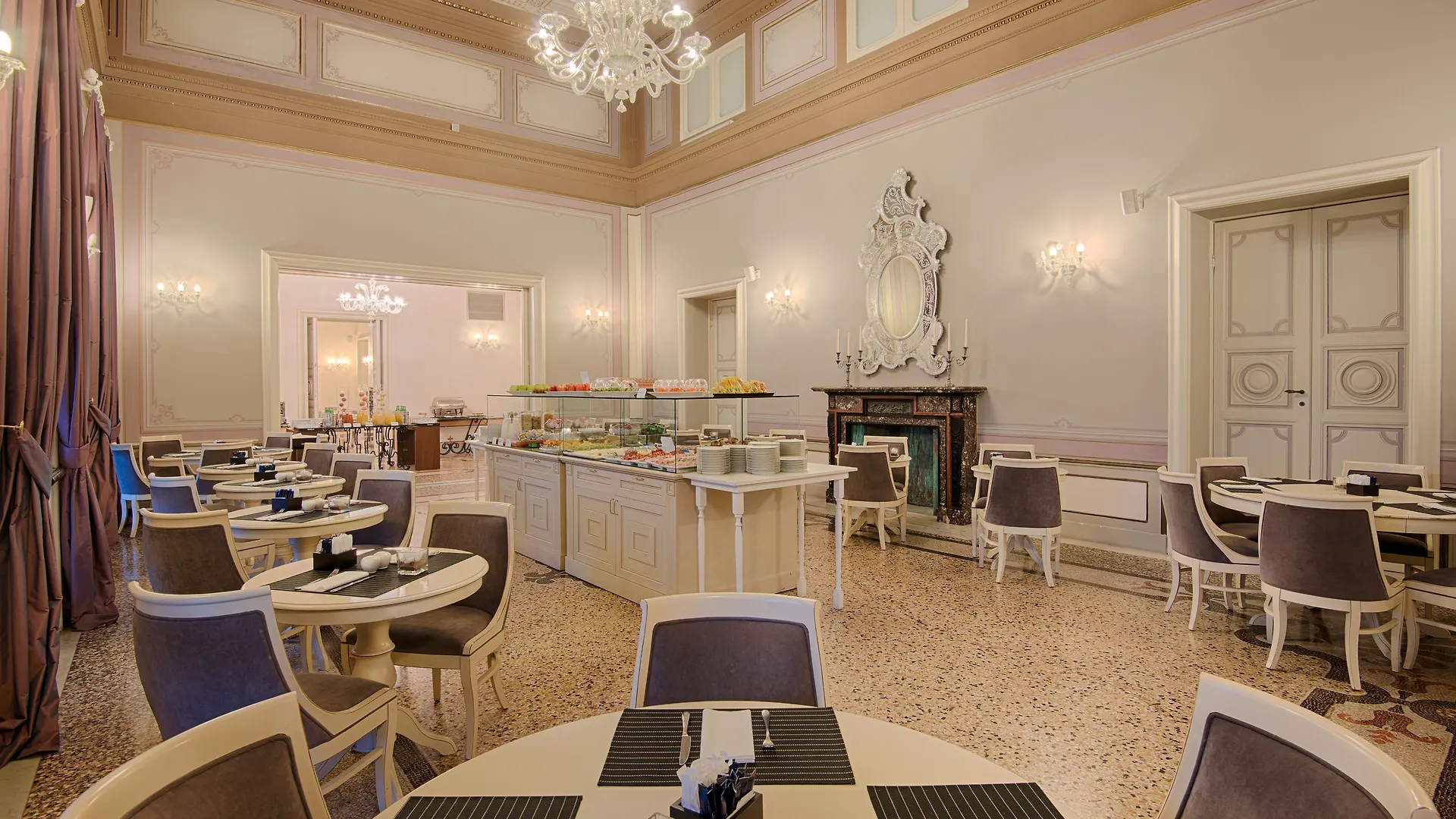 Gh Palazzo Suite & Spa Livourne 5*,